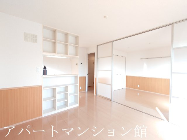 クレストパークＡの居間・リビング