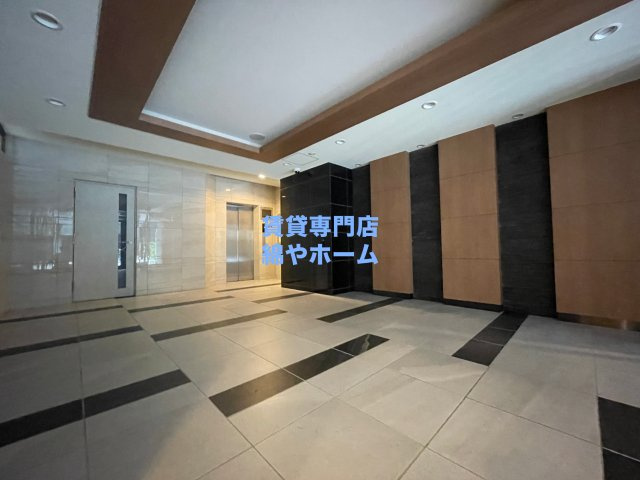 スプランディッド難波WESTのロビー|ロビーです