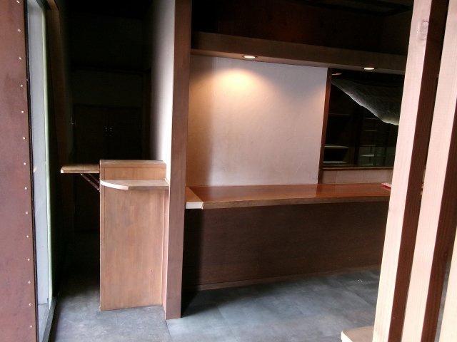 セラヴィの周辺