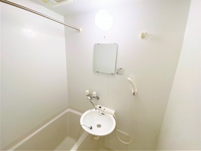 【浴室】 | レオネクストエルビエンⅢ | 設備・仕様は号室により異なる為、現況を優先致します。