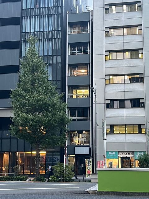 中央区日本橋３丁目の店舗事務所