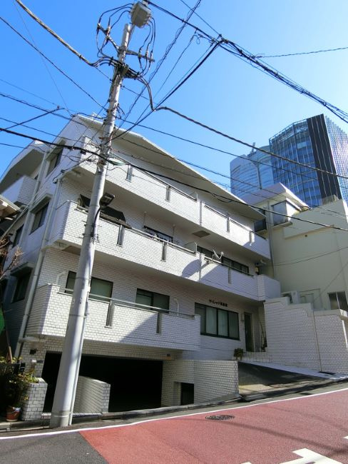 港区西麻布１丁目の店舗事務所