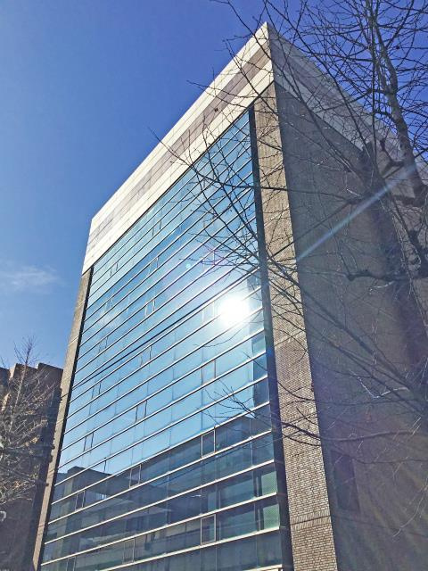 横浜市神奈川区金港町の店舗事務所