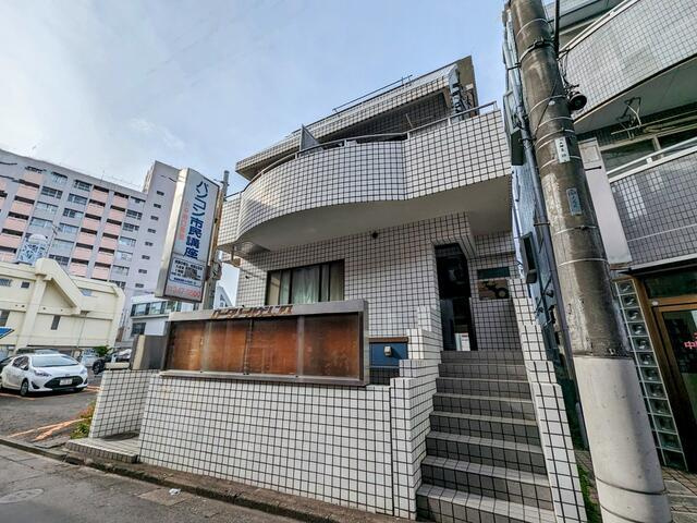 小平市美園町１丁目の店舗一部