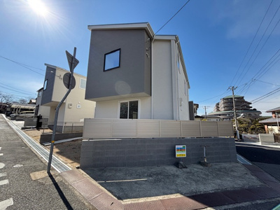 【外観】 | 神戸市垂水区学が丘4丁目　新築戸建5号地　仲介手数料無料！ | 建物外観を気になさる方へ、見た目の良い物件です