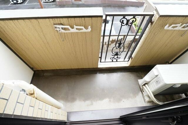 ダイアパレス氷川台のバルコニー