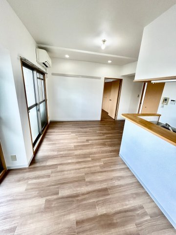 コリーヌ江坂の内装