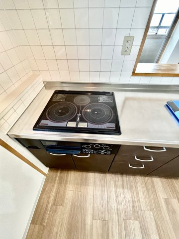 コリーヌ江坂のキッチン