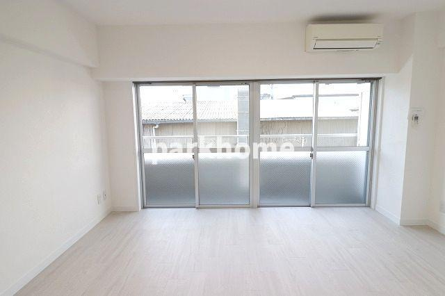 池本マンションの洋室|使い勝手のいい洋室です