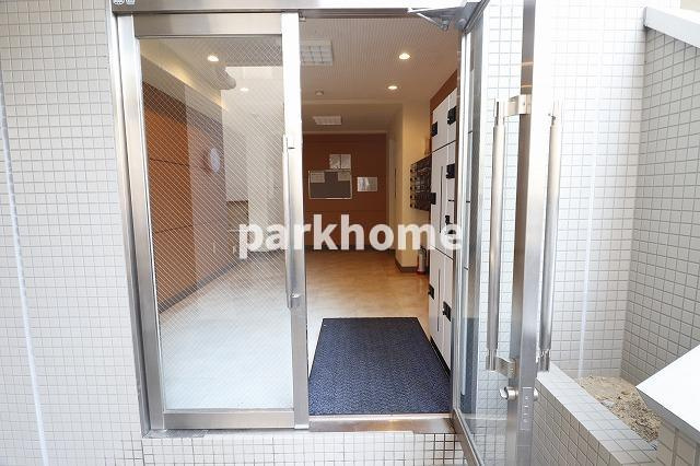 池本マンションのエントランス|落ち着いたエントランスです