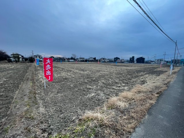 土地　富士見市東大久保 の前面道路含む現地写真|日当たり良好です