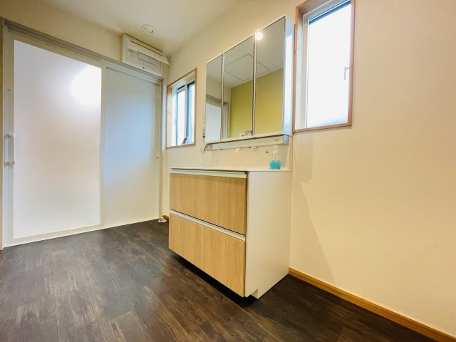 【玄関】 | 熊谷市新島　　中古戸建