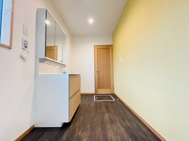 【脱衣所】 | 熊谷市新島　　中古戸建