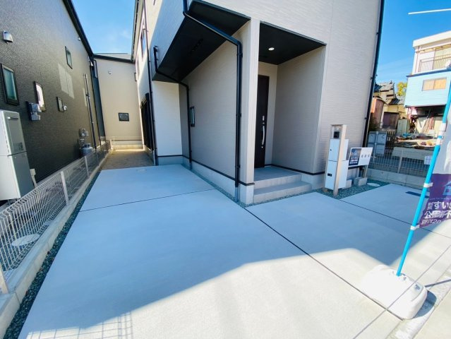 リナージュ／東区東野23-1期／１号棟の駐車場|駐車場は平置きで２台