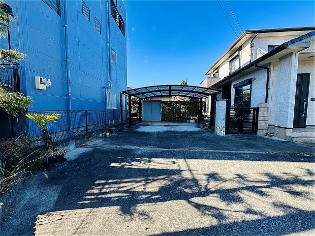 田主丸中古住宅の前面道路含む現地写真
