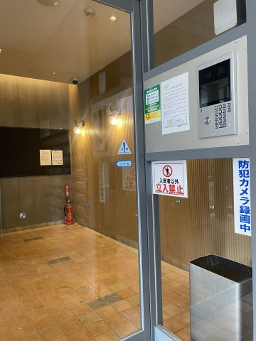 ドゥーエ清澄白河のロビー