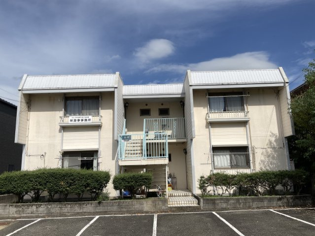 佐世保市矢峰町のアパートの外観