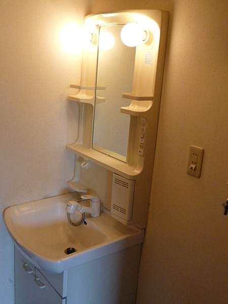 ディアスサカエの洗面所|洗面所です