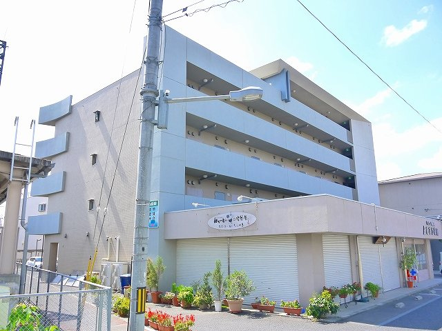 サンシャイン谷野の外観