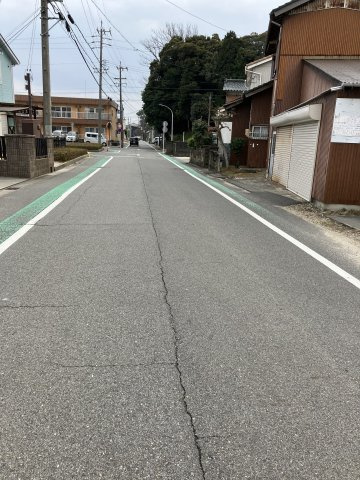 碧南市鷲林町の前面道路含む現地写真