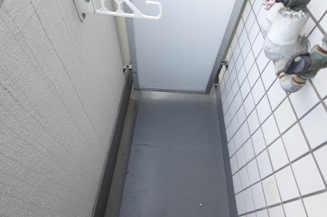 【バルコニー】 | 岸田ハイツ