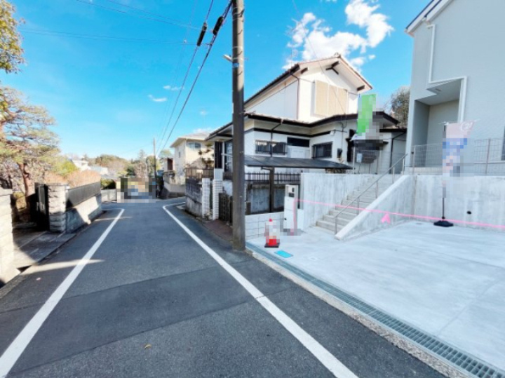 祝：成約済み　八王子市　元八王子町　新築戸建て　２３－３期の前面道路含む現地写真|～仲介手数料無料☆八王子ひなた不動産～八王子市元八王子町　新築戸建て
