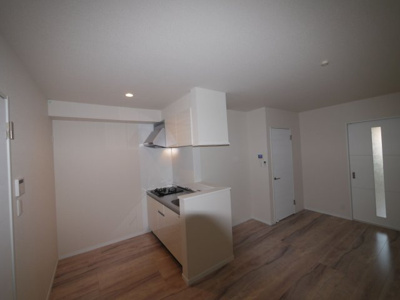 【居間・リビング】 | リテラMy箱崎 | 別号室の写真になります。現況優先。