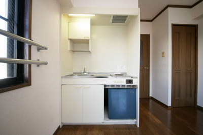 【キッチン】 | ステイツ大橋 | 別号室の写真になります。現況優先。