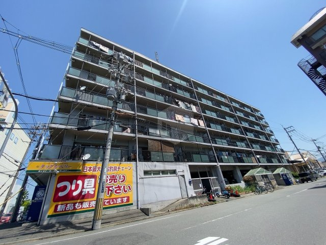 フローラ長田の外観