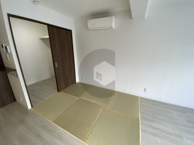 フローラ長田の和室