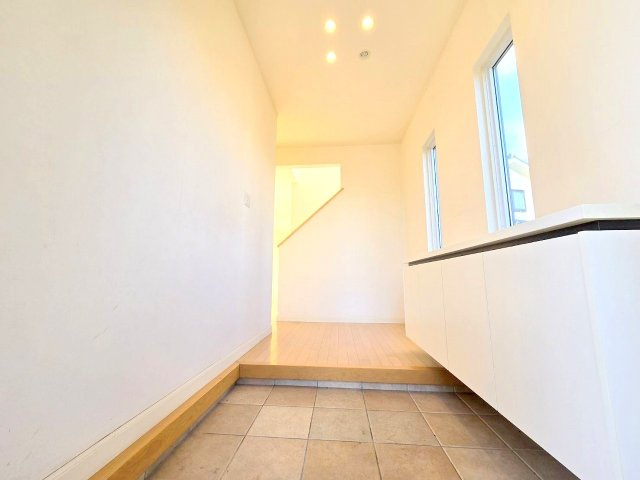 羽村市羽中２丁目の中古一戸建の玄関|1月20日撮影