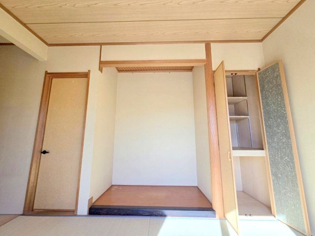 羽村市羽中２丁目の中古一戸建の収納