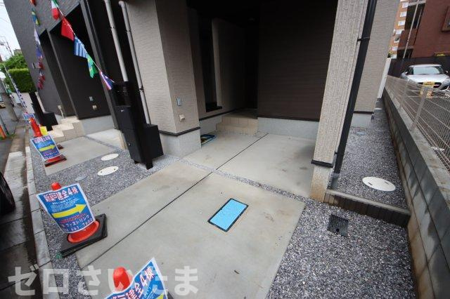 《仲介手数料無料》浦和区針ヶ谷２丁目2-9新築一戸建てリナージュの駐車場|撮影日 2025年5月10日 16:50 曇り