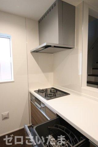 《仲介手数料無料》浦和区針ヶ谷２丁目2-9新築一戸建てリナージュのキッチン|撮影日 2025年5月10日 16:50 曇り