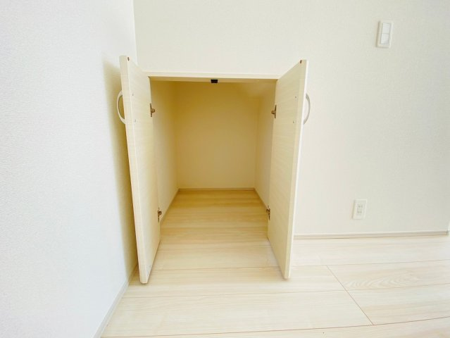リナージュ／東区東野第1期／４号棟の収納