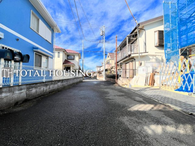 【前面道路含む現地写真】 | 府中市西府町4丁目　新築戸建　全1棟