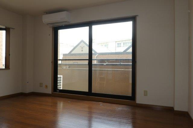 ジンジャーエールⅠの居間・リビング|洋室