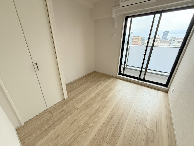 THE MUSIC COURT  仲介手数料無料の洋室