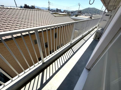 【バルコニー】 | ガーデンプレイス城東
