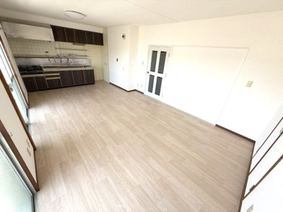 【居間・リビング】 | ガーデンプレイス城東