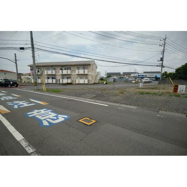 売地　城里町石塚　A区画の前面道路含む現地写真|前面道路含む現地写真です