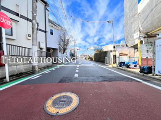 【前面道路含む現地写真】