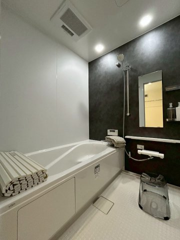 リナージュ／中央区出水第2期／１号棟の浴室|日々の暮らしに欠かせないお風呂は、ゆっくりくつろげて疲れのとれるリラックスルームに。