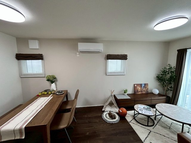 リナージュ／中央区出水第2期／１号棟の居間・リビング|家族がゆとりをもって過ごせるリビングです。