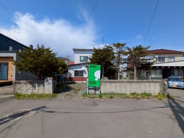 緑ヶ岡5丁目古家付売土地の外観