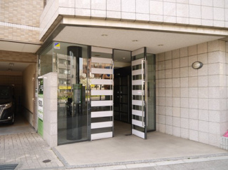 【エントランス】