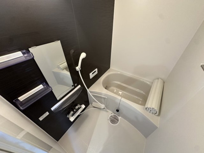 【浴室】 | Dレジデンス東近江 | 落ち着いた空間のお風呂です