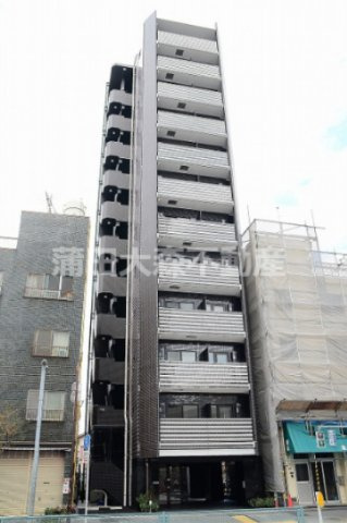 ステージファースト蒲田アジールコートⅡの外観|2014年10月築　RC鉄筋コンクリート造地上12階建て総戸数32戸Wi-Fi光インターネット無料！人気分譲賃貸マンション　京急本線京急蒲田駅近JR京浜東北線蒲田駅も徒歩圏内の東京都大田区蒲田3丁目　