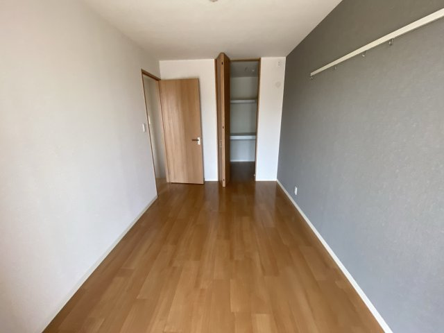 メゾン英賀保駅北の寝室