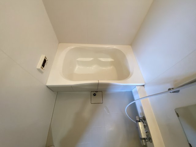 メゾン英賀保駅北の浴室